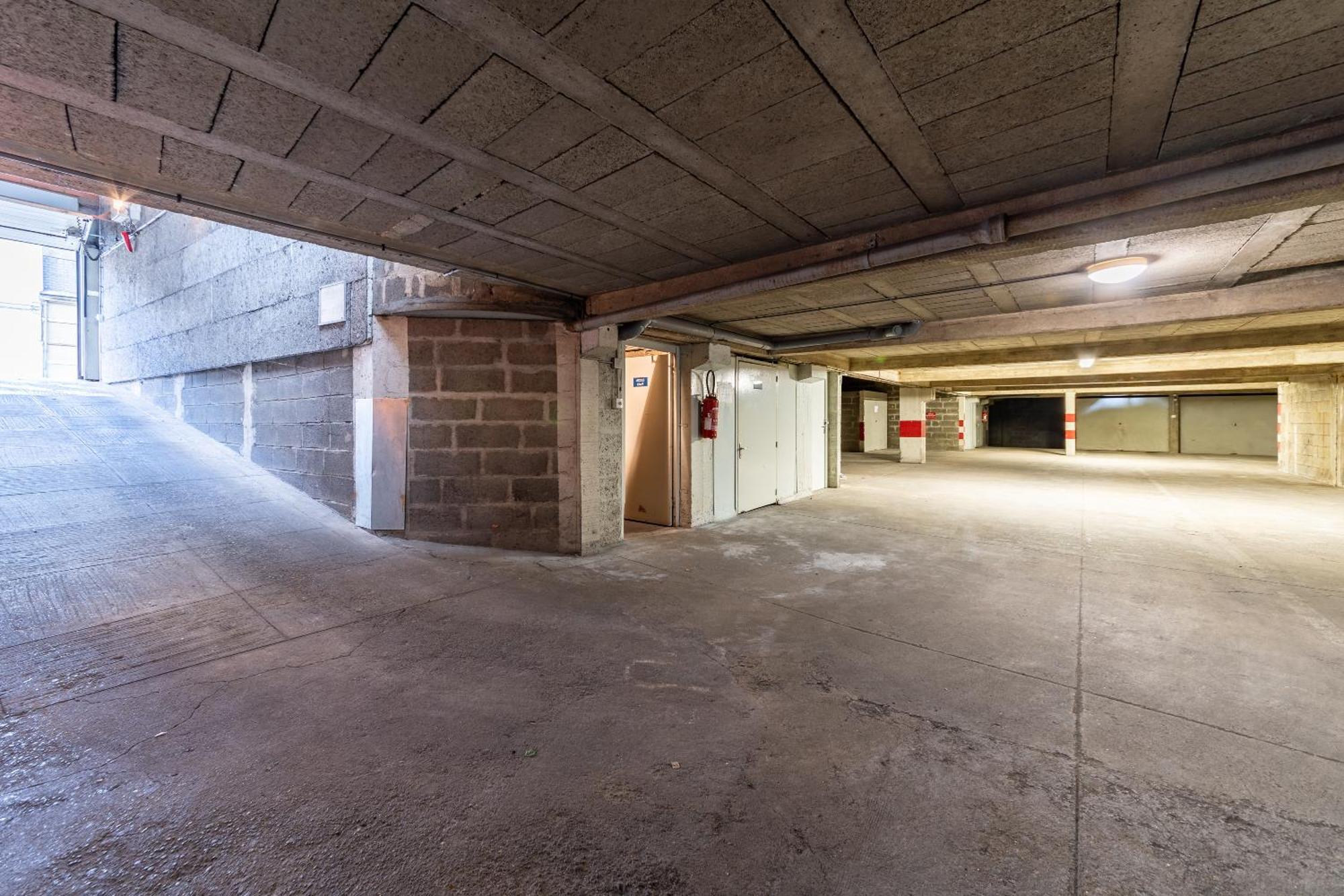 Appartement Cosy Avec Place De Parking Privee Le Mans Luaran gambar