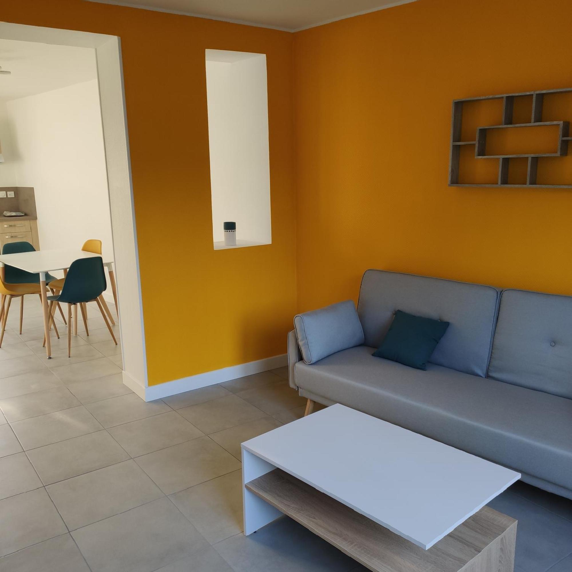 Appartement Cosy Avec Place De Parking Privee Le Mans Luaran gambar