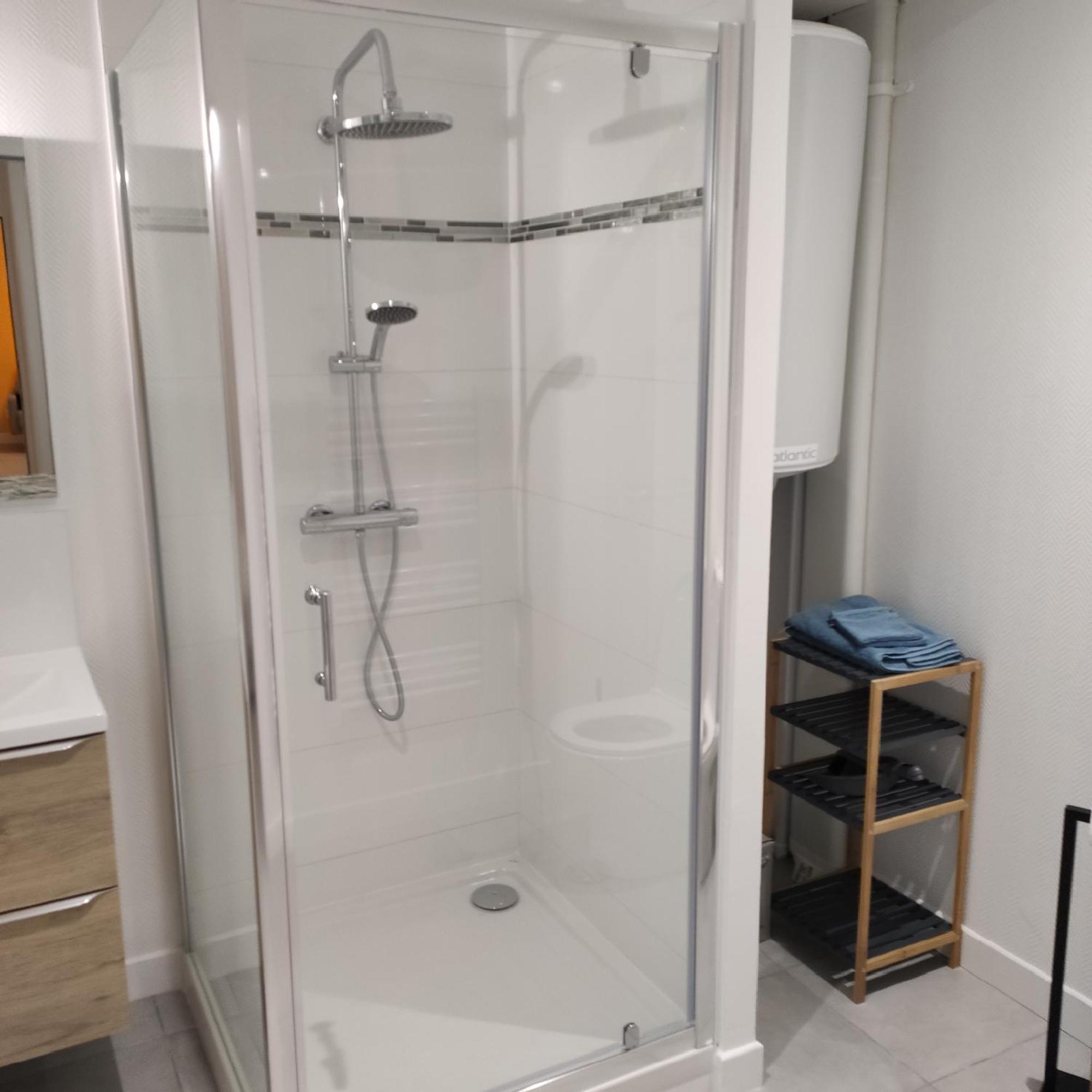 Appartement Cosy Avec Place De Parking Privee Le Mans Luaran gambar
